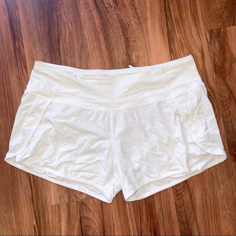 Lululemon Speed Up Shorts (Size 8)
